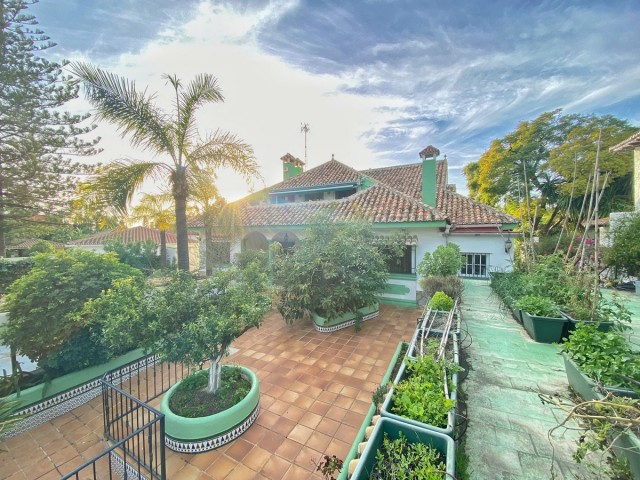 5 Sovrums Villa i Marbella