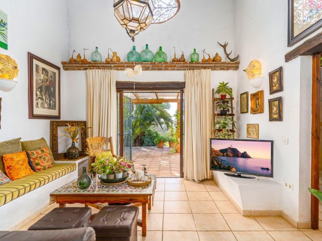 Villa, Selwo, R4968865