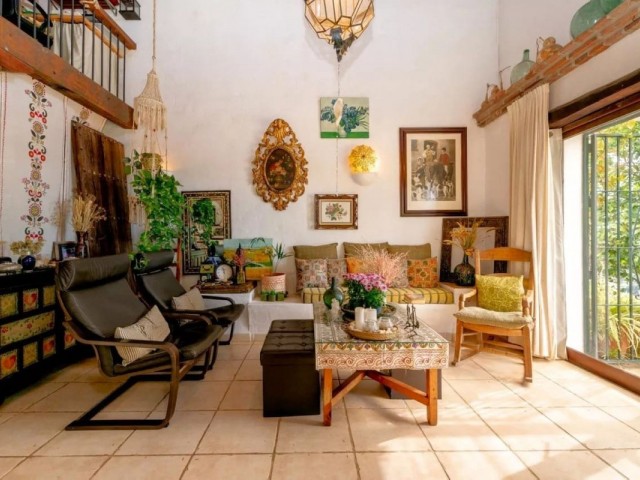 Villa avec 2 Chambres  à Selwo