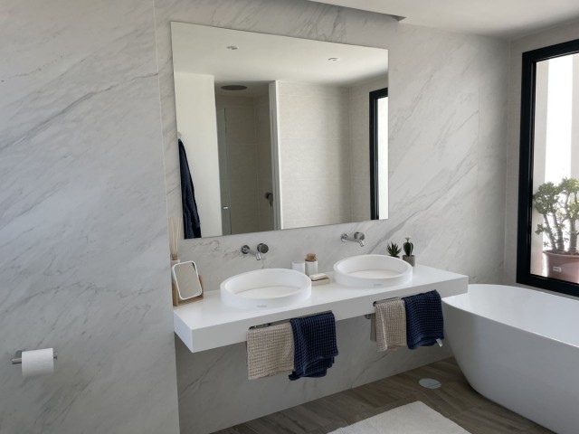 3 Schlafzimmer Villa in Cabopino