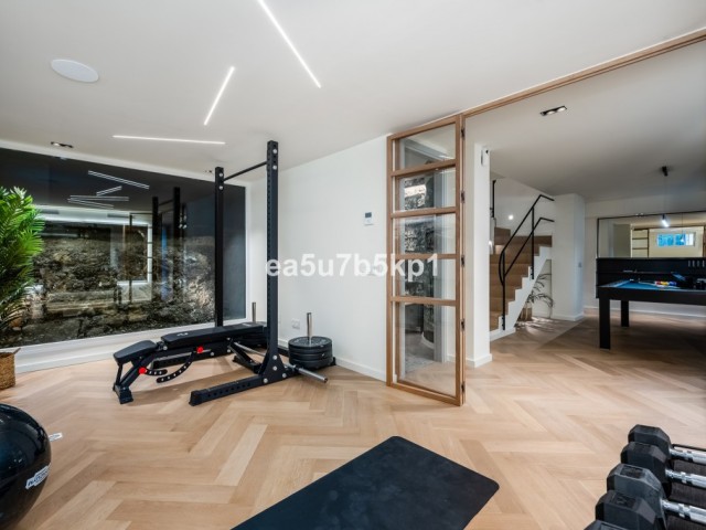 3 Slaapkamer Rijtjeshuis in Marbella