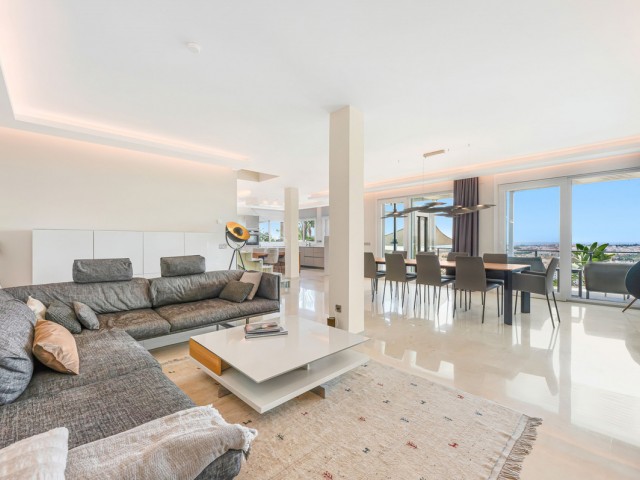 4 Bedrooms Villa in Nueva Andalucía