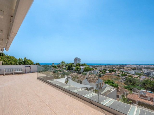 4 Bedrooms Villa in Nueva Andalucía
