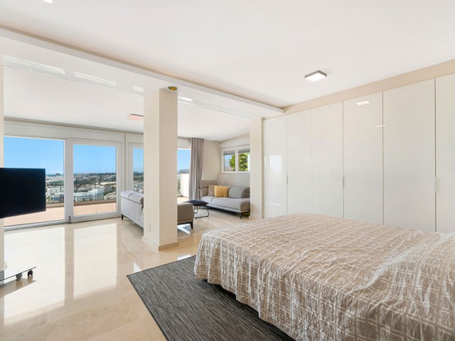 4 Bedrooms Villa in Nueva Andalucía