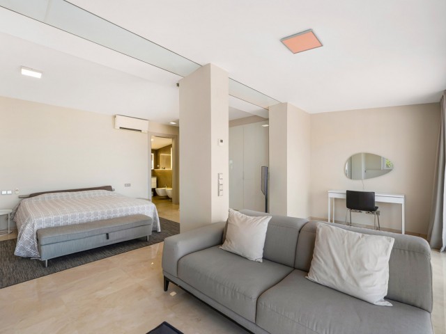 4 Bedrooms Villa in Nueva Andalucía