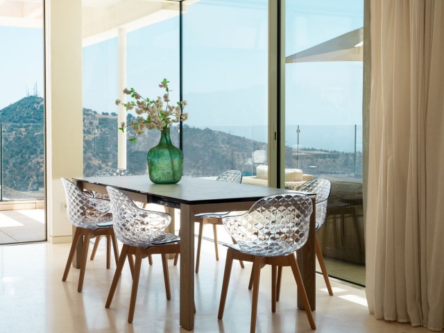 Appartement avec 3 Chambres  à Marbella
