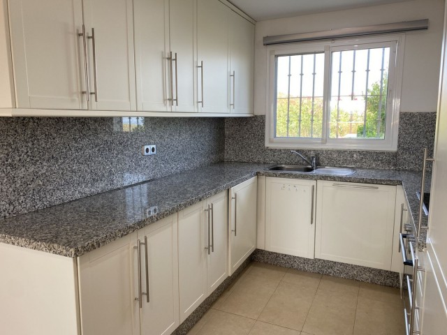 4 Bedrooms Townhouse in Manilva