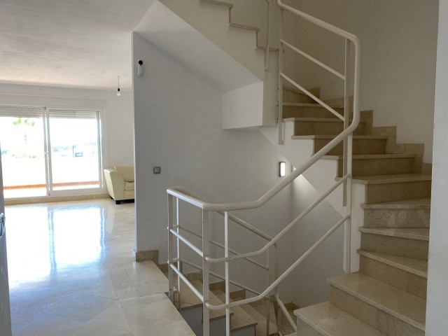 4 Bedrooms Townhouse in Manilva