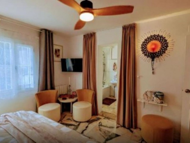 5 Bedrooms Villa in Mijas