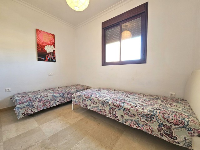 Ático con 3 Dormitorios  en Casares Playa