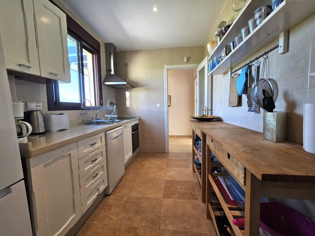 Penthouse avec 3 Chambres  à Casares Playa