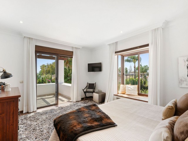 4 Bedrooms Villa in San Pedro de Alcántara