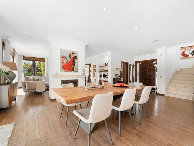 4 Schlafzimmer Villa in San Pedro de Alcántara