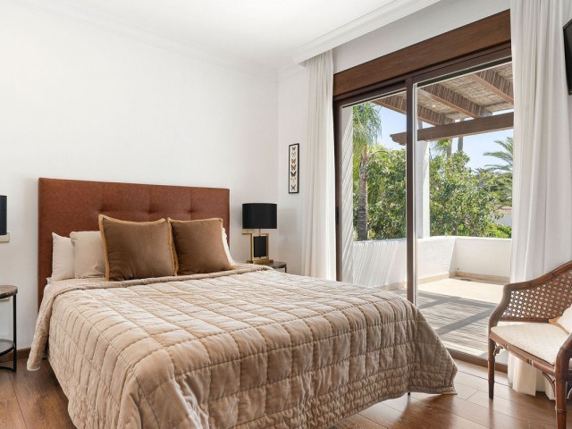 4 Schlafzimmer Villa in San Pedro de Alcántara