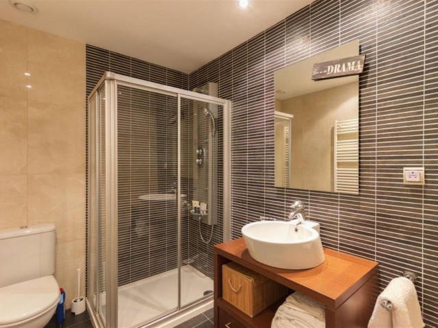Apartamento con 2 Dormitorios  en Casares Playa