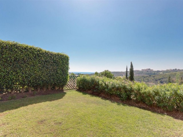 Apartamento con 2 Dormitorios  en Casares Playa