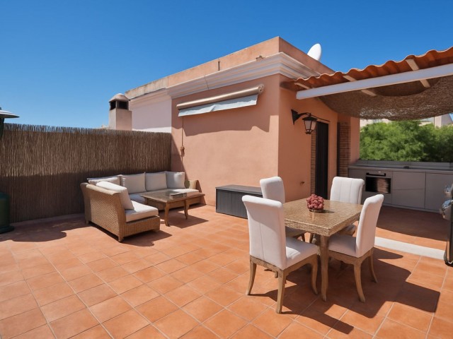 4 Slaapkamer Rijtjeshuis in El Paraiso