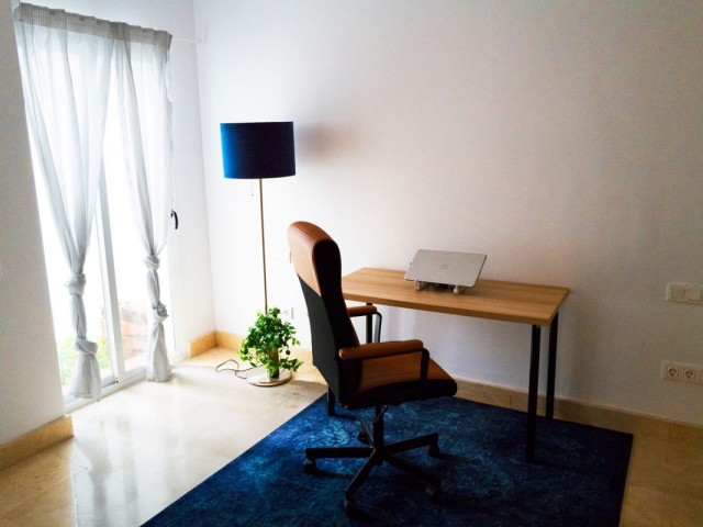 Adosado con 3 Dormitorios  en Istán