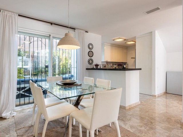 3 Bedrooms Townhouse in Nueva Andalucía