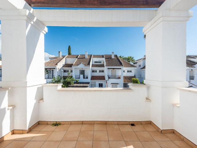 3 Bedrooms Townhouse in Nueva Andalucía
