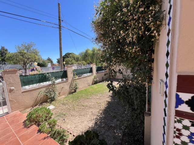 5 Bedrooms Villa in Benalmadena