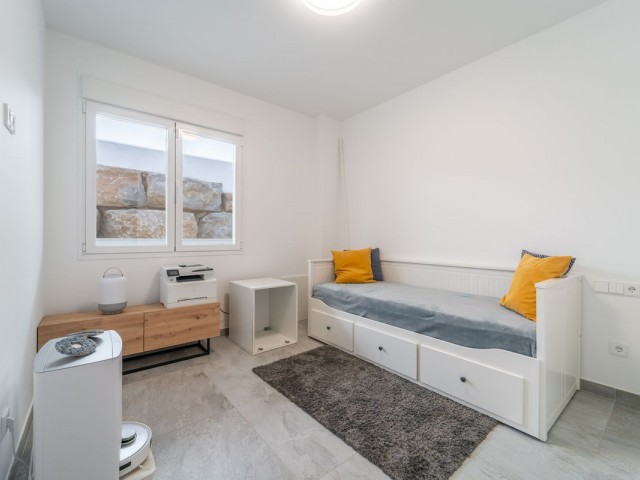 Ático con 3 Dormitorios  en La Capellania