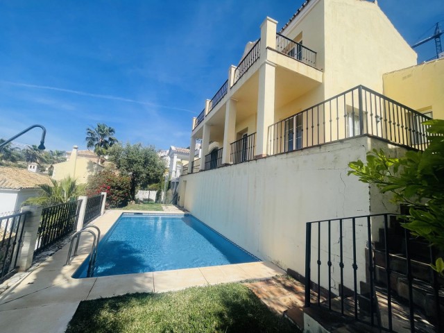 Villa, Istán, R5159485
