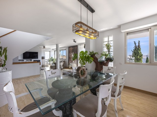 5 Bedrooms Apartment in La Cala de Mijas