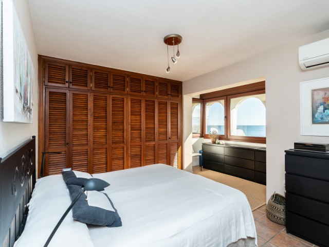 3 Bedrooms Townhouse in Casares