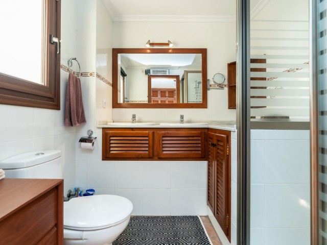 3 Bedrooms Townhouse in Casares