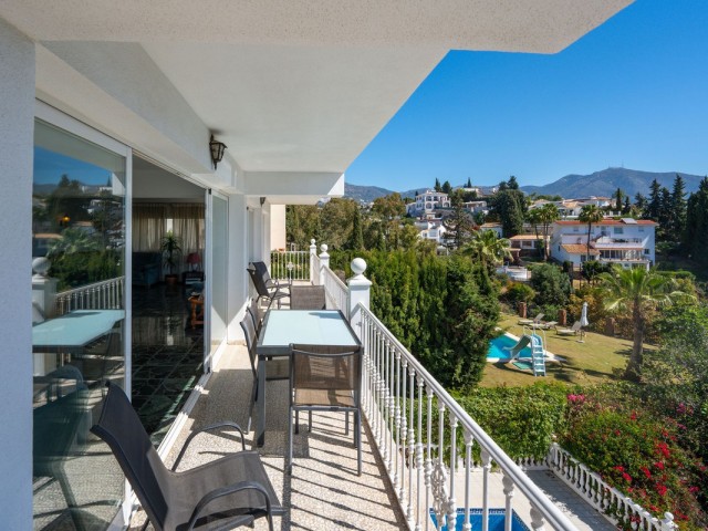 Villa con 7 Dormitorios  en Campo Mijas