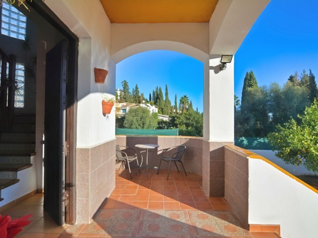 Villa con 5 Dormitorios  en Campo Mijas