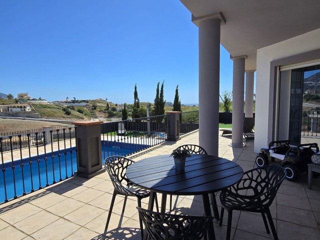 3 Bedrooms Villa in Mijas Golf