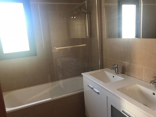 4 Bedrooms Villa in Benalmadena