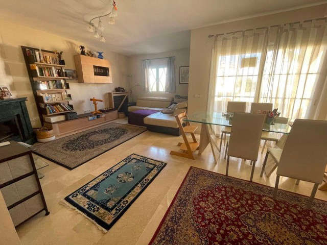 6 Slaapkamer Villa in Alhaurín de la Torre