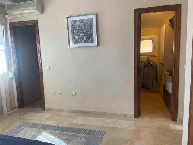 6 Slaapkamer Villa in Alhaurín de la Torre