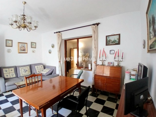 5 Bedrooms Villa in Estepona