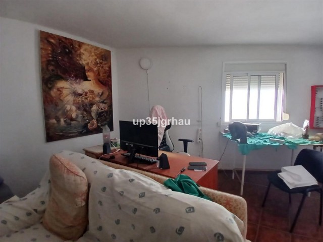 5 Bedrooms Villa in Estepona