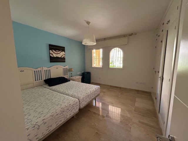 2 Bedrooms Apartment in Elviria