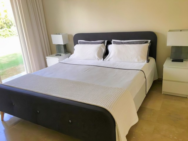 3 Bedrooms Villa in Guadalmina Baja