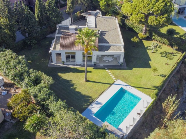 3 Bedrooms Villa in Guadalmina Baja