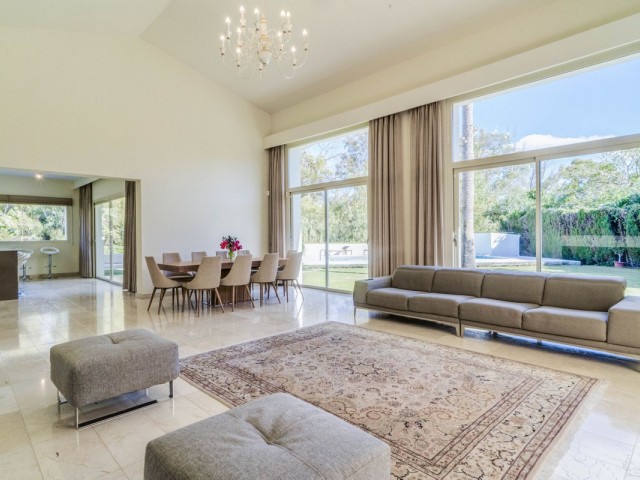 3 Bedrooms Villa in Guadalmina Baja