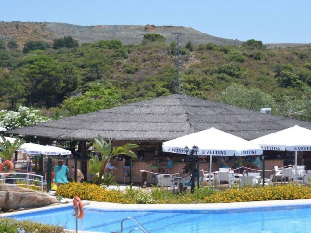 4 Bedrooms Villa in Benahavís