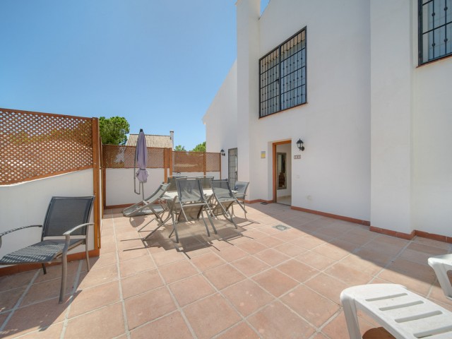 3 Bedrooms Apartment in Nueva Andalucía