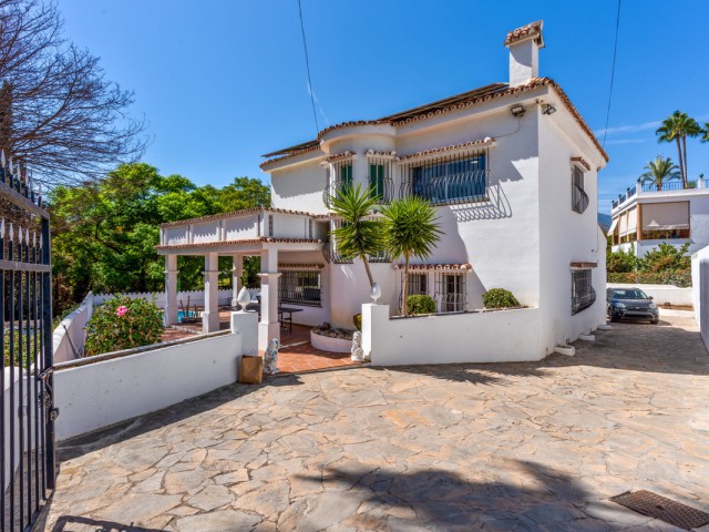 5 Soveroms Villa i Nueva Andalucía