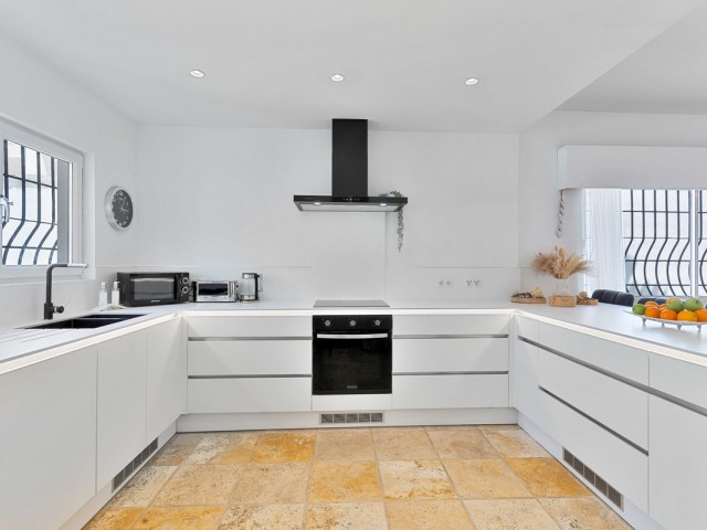 5 Soveroms Villa i Nueva Andalucía