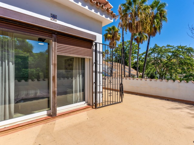 5 Soveroms Villa i Nueva Andalucía
