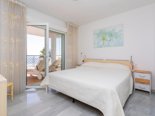 3 Bedrooms Apartment in Calahonda