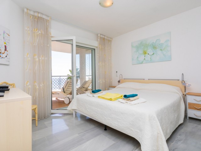 3 Bedrooms Apartment in Calahonda