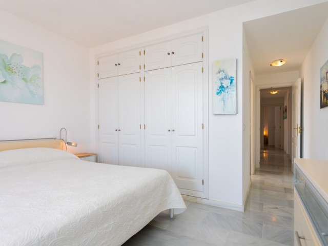 3 Bedrooms Apartment in Calahonda
